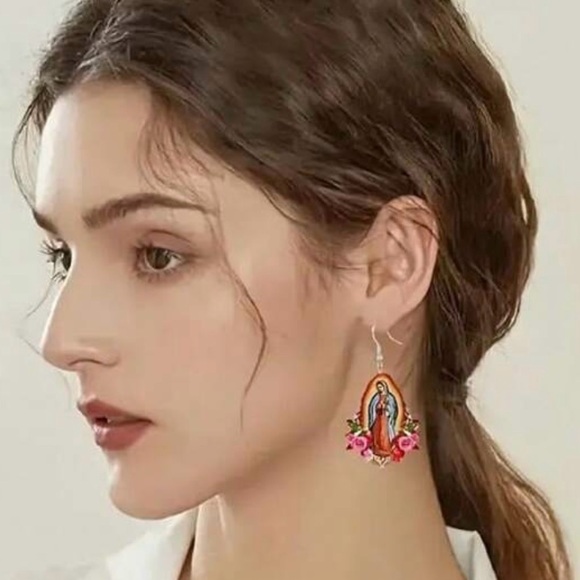 Virgin Mary Floral Earrings - Picture 5 of 6